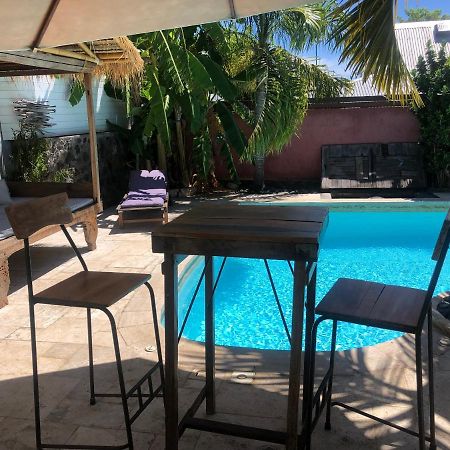 Studio Independant Dans Propriete Avec Piscine Et Wifi Leilighet Saint-Gilles-les Bains Eksteriør bilde